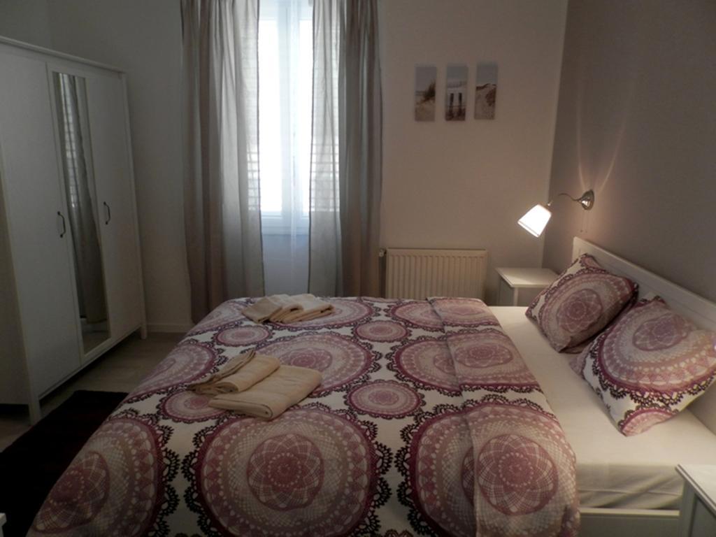Apartment Kiki Candy Malinska Zimmer foto